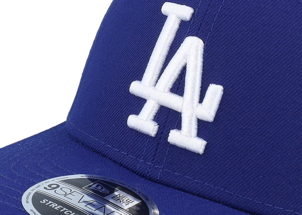 New Era Los Angeles Dodgers 9SVENTY Stretch Snap Trucker Hat