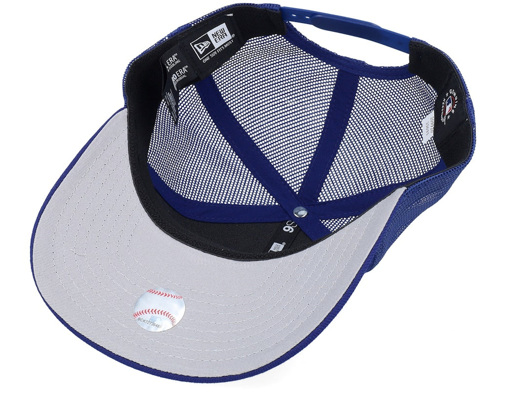 New Era Los Angeles Dodgers 9SVENTY Stretch Snap Trucker Hat